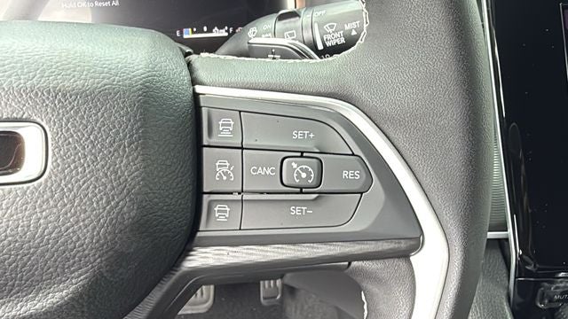 2026 Jeep Grand Cherokee GRAND CHEROKEE LAREDO X 4X2