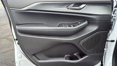 2025 Jeep Grand Cherokee GRAND CHEROKEE LAREDO 4X2