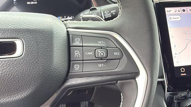 2027 Jeep Grand Cherokee GRAND CHEROKEE LAREDO X 4X2