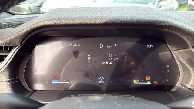 2027 Jeep Grand Cherokee GRAND CHEROKEE LAREDO X 4X2