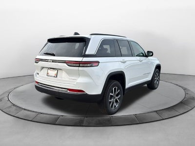 2027 Jeep Grand Cherokee GRAND CHEROKEE LAREDO X 4X2
