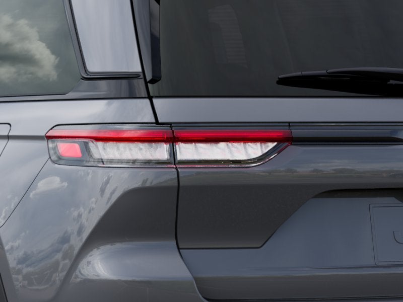 2027 Jeep Grand Cherokee GRAND CHEROKEE LAREDO X 4X2