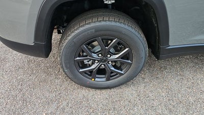 2027 Jeep Grand Cherokee Laredo Altitude