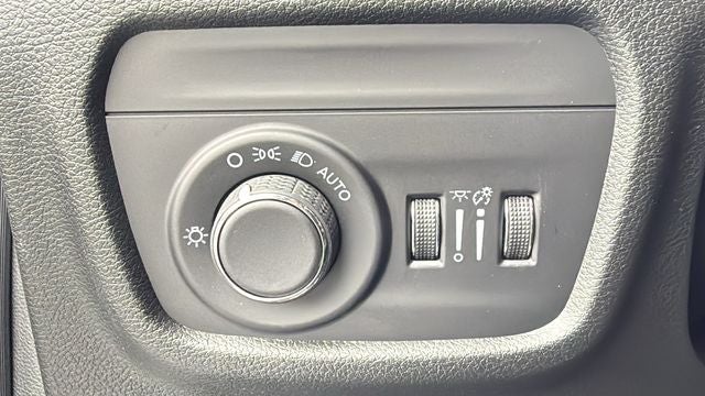 2026 Jeep Grand Cherokee GRAND CHEROKEE LAREDO ALTITUDE 4X2