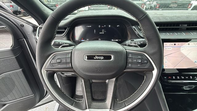 2026 Jeep Grand Cherokee GRAND CHEROKEE LAREDO ALTITUDE 4X2