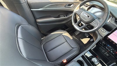 2025 Jeep Grand Cherokee GRAND CHEROKEE LIMITED 4X2