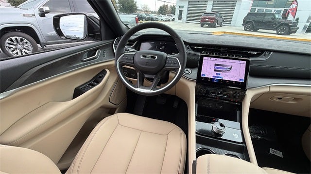 2025 Jeep Grand Cherokee GRAND CHEROKEE LIMITED 4X2