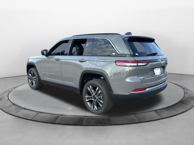 2027 Jeep Grand Cherokee GRAND CHEROKEE LIMITED 4X2