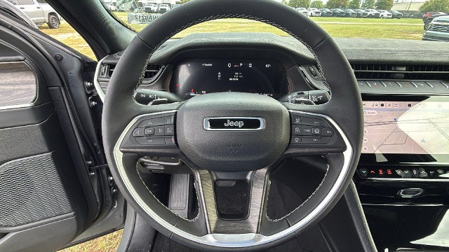 2027 Jeep Grand Cherokee GRAND CHEROKEE LIMITED 4X2