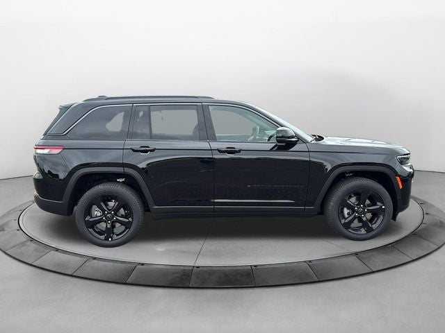 2027 Jeep Grand Cherokee GRAND CHEROKEE LIMITED 4X2