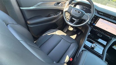 2027 Jeep Grand Cherokee GRAND CHEROKEE LIMITED 4X2