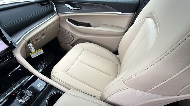 2026 Jeep Grand Cherokee GRAND CHEROKEE LIMITED 4X2
