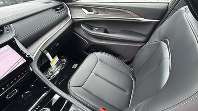 2026 Jeep Grand Cherokee GRAND CHEROKEE LIMITED 4X2