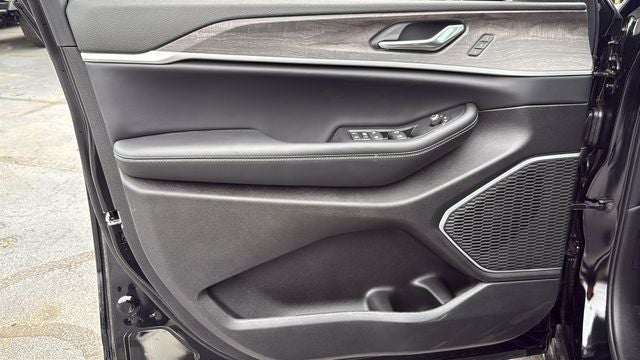 2026 Jeep Grand Cherokee GRAND CHEROKEE LIMITED 4X2