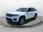 2027 Jeep Grand Cherokee GRAND CHEROKEE LAREDO X 4X4