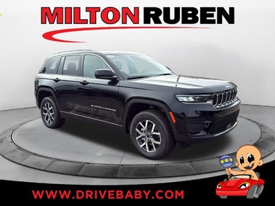2027 Jeep Grand Cherokee GRAND CHEROKEE LAREDO X 4X4
