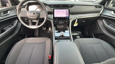 2027 Jeep Grand Cherokee GRAND CHEROKEE LAREDO X 4X4