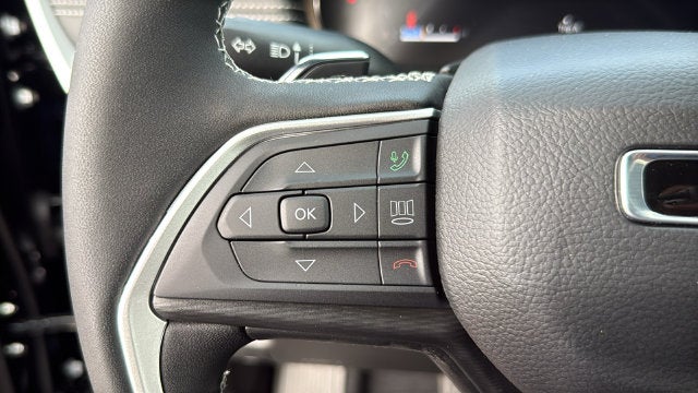 2027 Jeep Grand Cherokee GRAND CHEROKEE LAREDO X 4X4