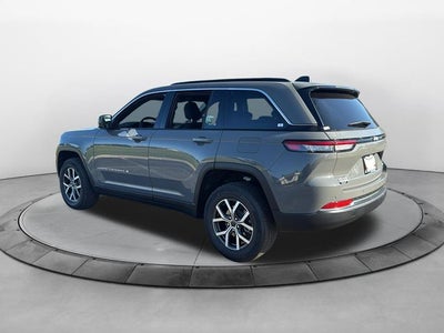 2027 Jeep Grand Cherokee GRAND CHEROKEE LAREDO 4X4