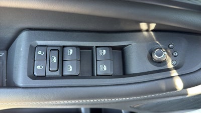 2027 Jeep Grand Cherokee GRAND CHEROKEE LAREDO X 4X4