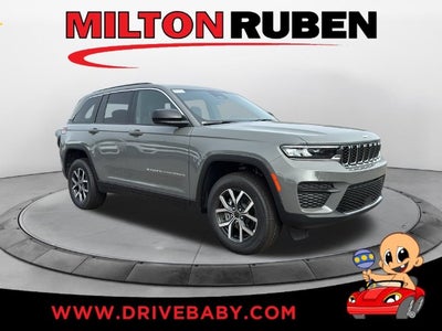 2027 Jeep Grand Cherokee GRAND CHEROKEE LAREDO 4X4