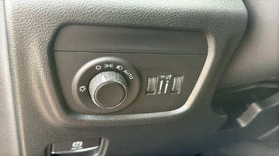 2027 Jeep Grand Cherokee GRAND CHEROKEE LAREDO 4X4