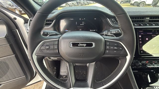 2026 Jeep Grand Cherokee GRAND CHEROKEE LAREDO X 4X4