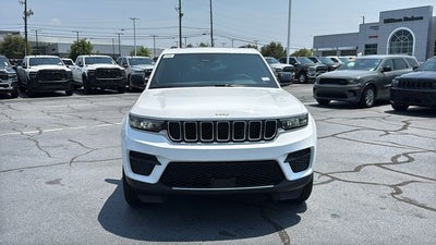 2026 Jeep Grand Cherokee GRAND CHEROKEE LAREDO X 4X4