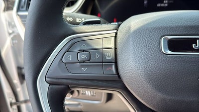 2026 Jeep Grand Cherokee GRAND CHEROKEE LAREDO X 4X4