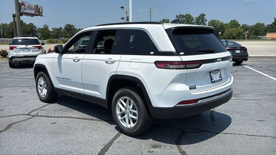 2026 Jeep Grand Cherokee GRAND CHEROKEE LAREDO X 4X4