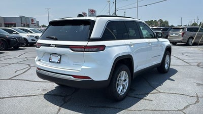2026 Jeep Grand Cherokee GRAND CHEROKEE LAREDO X 4X4