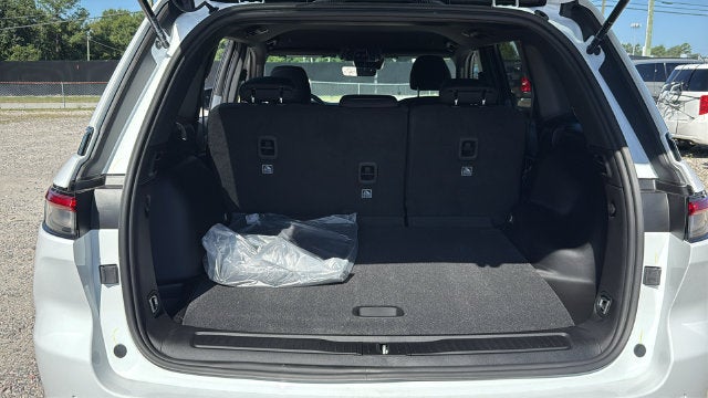 2027 Jeep Grand Cherokee GRAND CHEROKEE LAREDO 4X4