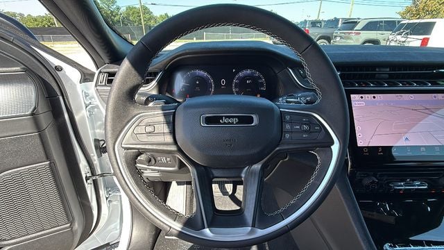 2027 Jeep Grand Cherokee GRAND CHEROKEE LAREDO 4X4