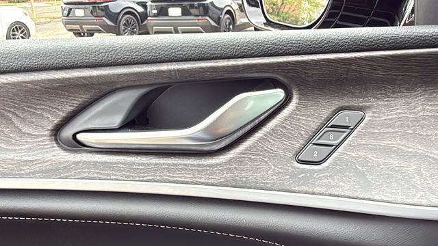 2027 Jeep Grand Cherokee GRAND CHEROKEE LIMITED RESERVE 4X4