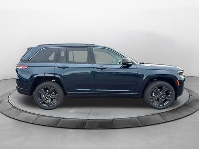 2027 Jeep Grand Cherokee GRAND CHEROKEE LIMITED RESERVE 4X4