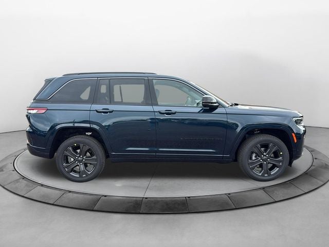 2027 Jeep Grand Cherokee GRAND CHEROKEE LIMITED RESERVE 4X4