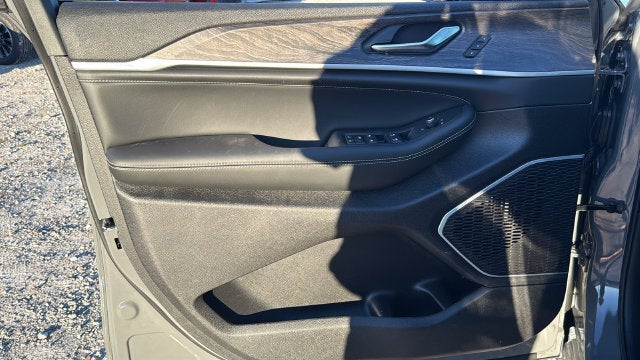 2027 Jeep Grand Cherokee GRAND CHEROKEE LIMITED RESERVE 4X4