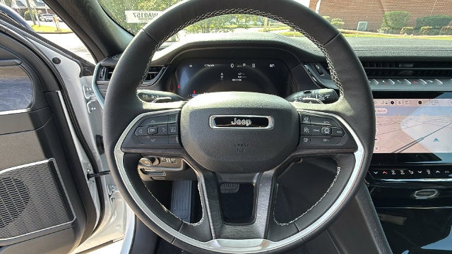 2027 Jeep Grand Cherokee GRAND CHEROKEE LIMITED RESERVE 4X4