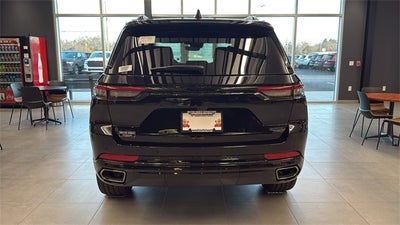 2025 Jeep Grand Cherokee GRAND CHEROKEE SUMMIT 4X4