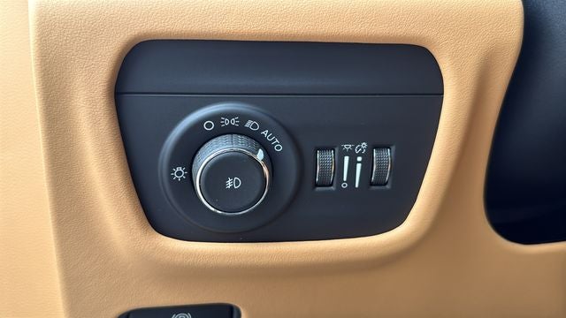 2026 Jeep Grand Cherokee GRAND CHEROKEE SUMMIT 4X4