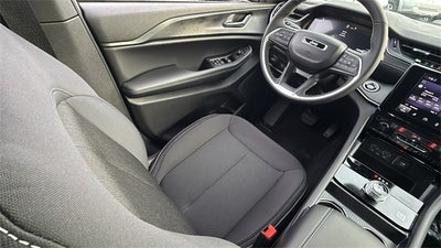 2025 Jeep Grand Cherokee GRAND CHEROKEE L LAREDO X 4X2