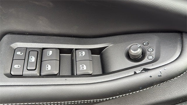 2025 Jeep Grand Cherokee GRAND CHEROKEE L LAREDO X 4X2