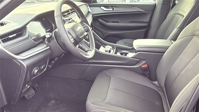 2025 Jeep Grand Cherokee GRAND CHEROKEE L LAREDO X 4X2