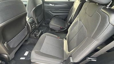 2025 Jeep Grand Cherokee GRAND CHEROKEE L LAREDO 4X2