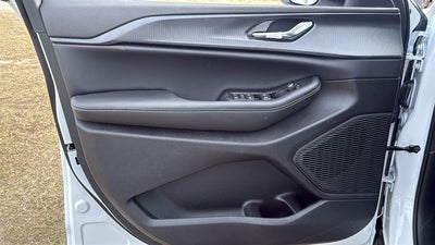 2025 Jeep Grand Cherokee GRAND CHEROKEE L LAREDO 4X2