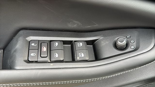 2025 Jeep Grand Cherokee GRAND CHEROKEE L LAREDO 4X2