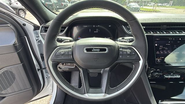 2026 Jeep Grand Cherokee GRAND CHEROKEE L LAREDO X 4X2