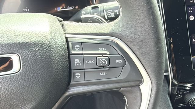 2026 Jeep Grand Cherokee GRAND CHEROKEE L LAREDO X 4X2