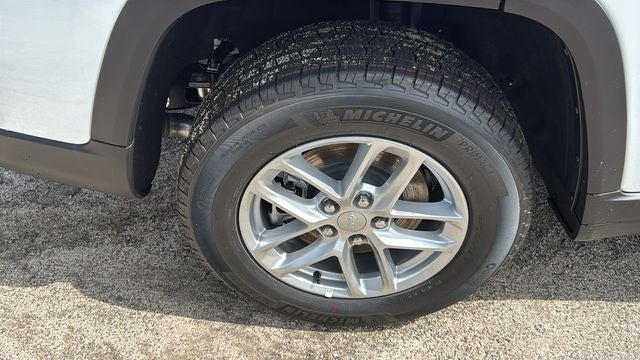 2026 Jeep Grand Cherokee GRAND CHEROKEE L LAREDO X 4X2