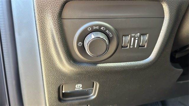 2025 Jeep Grand Cherokee GRAND CHEROKEE L ALTITUDE X 4X2